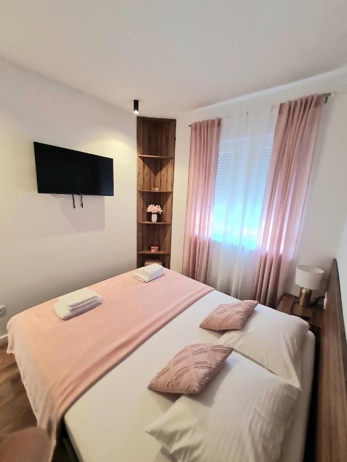 Didova Kuca Villa Brodarica  Exteriör bild